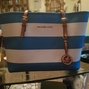 MICHAEL KORS HANDBAG